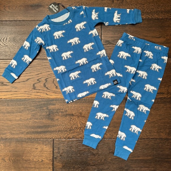 Whistle and Flute Blue Polar Bear Print Kids Pajama Set - Picture 1 of 8